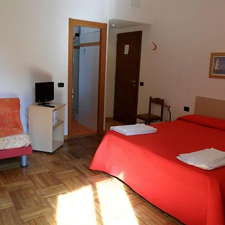 La Piazzetta 2* 라팔로