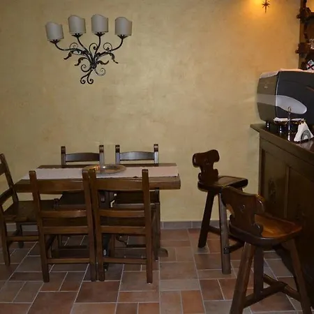 Hotel La Piazzetta 2*