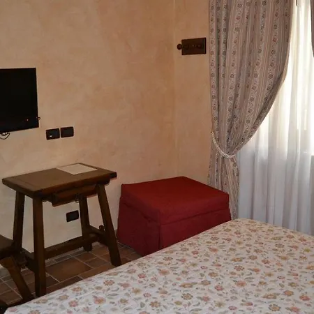 호텔 La Piazzetta 2*