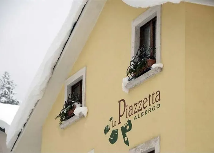 La Piazzetta 2*